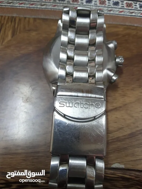 توجد ساعة يد ماركة swatch قديمة واصليھ سعر  300دينار قابل للتفاوض
