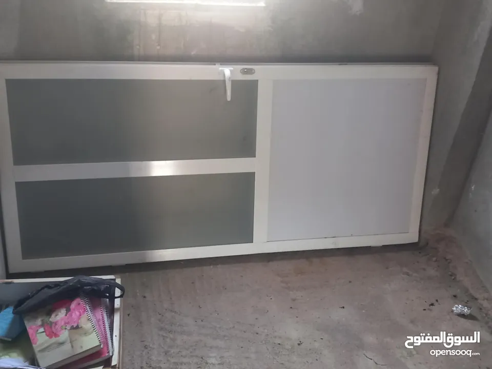 باب المنيوم للبيع
