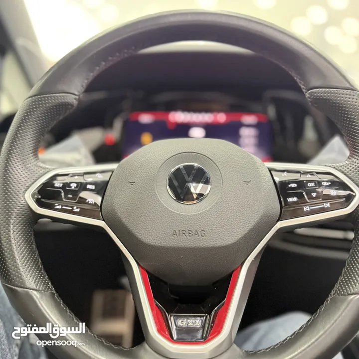 VW GOLF GTI MK8 النسخة المميزة بالسعر المميز