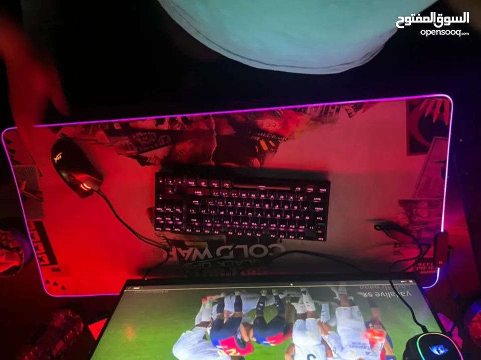 Mouse pad rgb للبيع استعمال يوم واحد بس