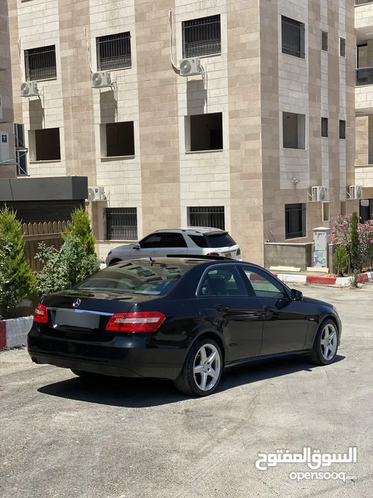 مرسيدس E200 للبيع