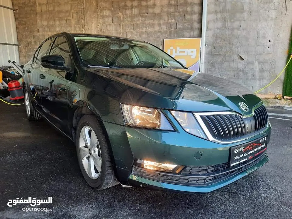 سعر مميز ونمره مميزة ولون مميز جدا الوحيد في الضفة سكودا اوكتافيا بالصلاة على النبي مع امكانية البدل