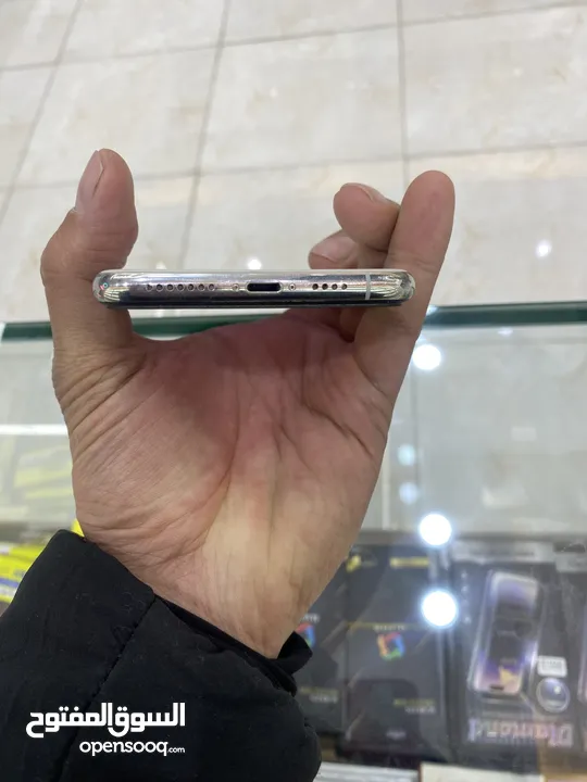 iPhone 15 pro max 256 دبل سيم كارت