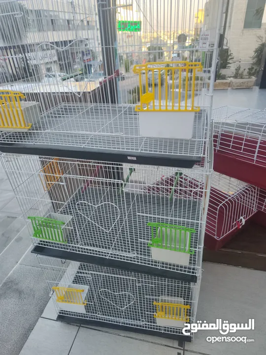 مطير طيور حجم كبير يتسع الى جوز وافراخ ، او عدد كبير من الطيور