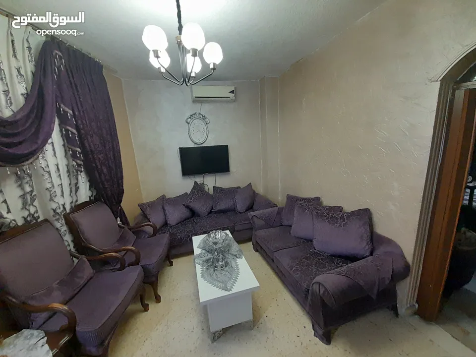 طقم للبيع 7 مقاعد