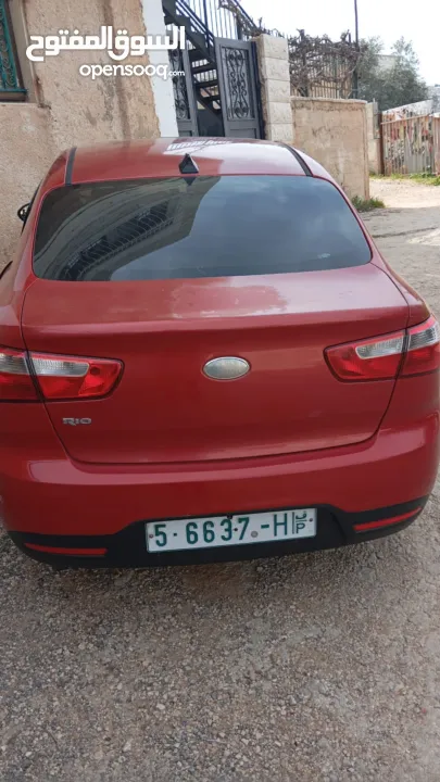 كيا ريو مصروفها ممتاز بالبنزين