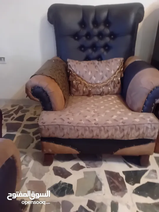 طقم كنب للبيع عشر مقاعد