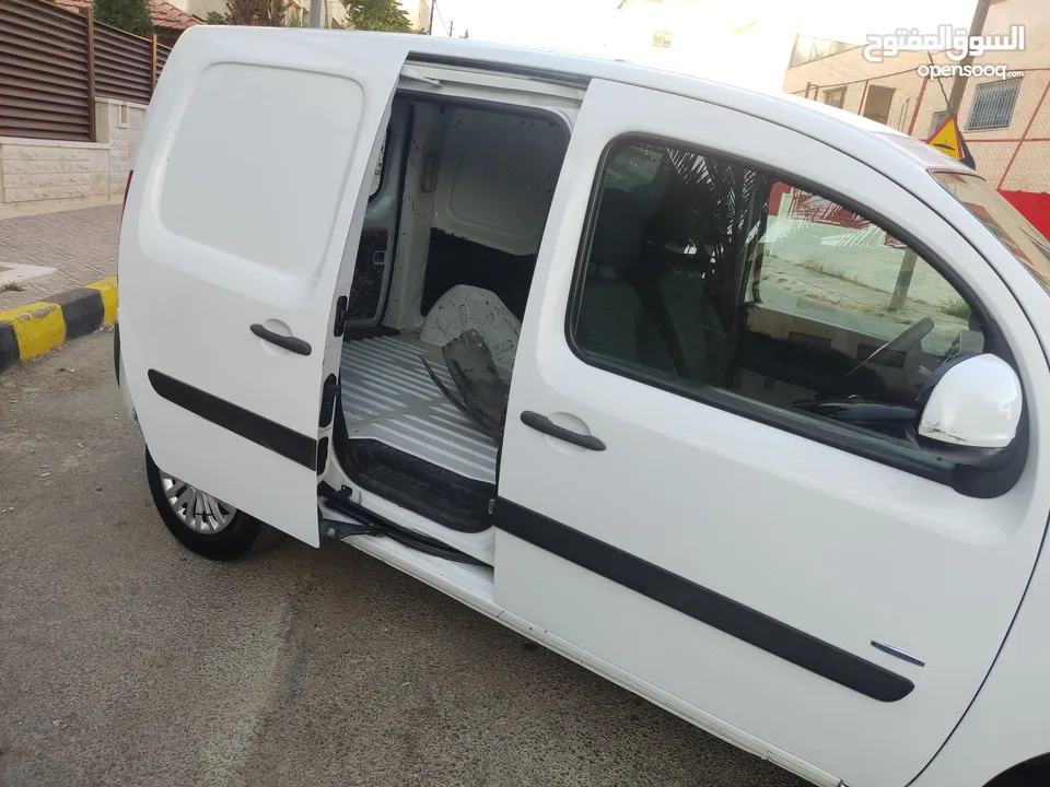 مرسيدس فان موديل 2014 صنف CiTan 112 وارد الوكالة غرغور للبيع بسعر مغري جدا