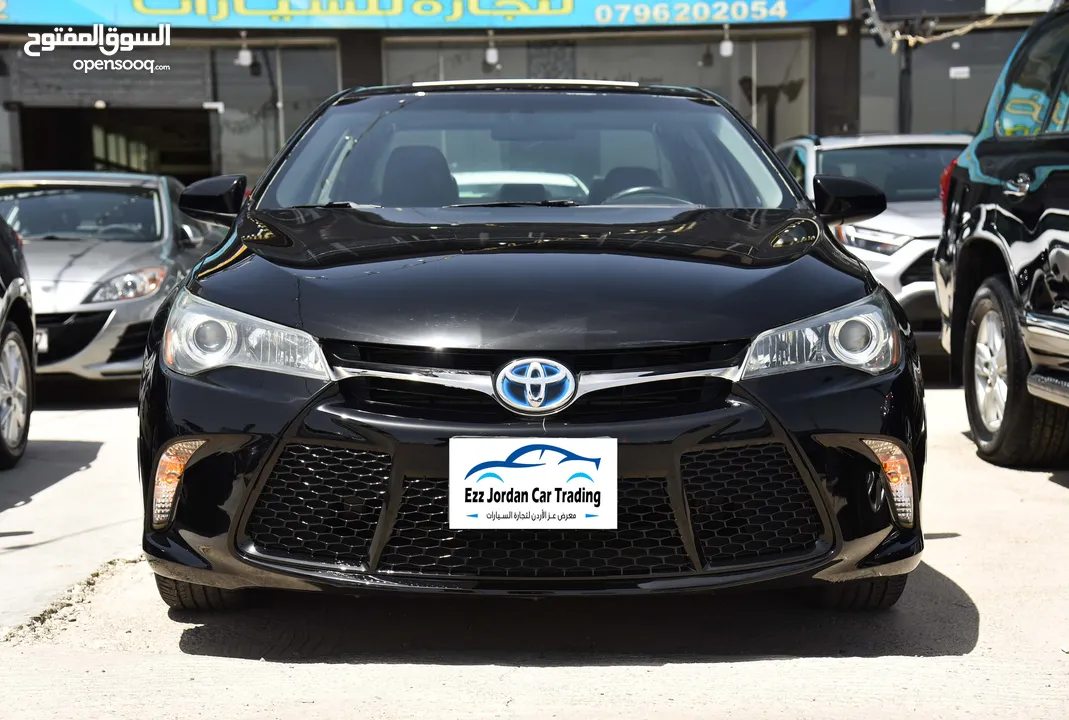 تويوتا كامري هايبرد SE بحالة الوكالة Toyota Camry SE Hybrid 2016