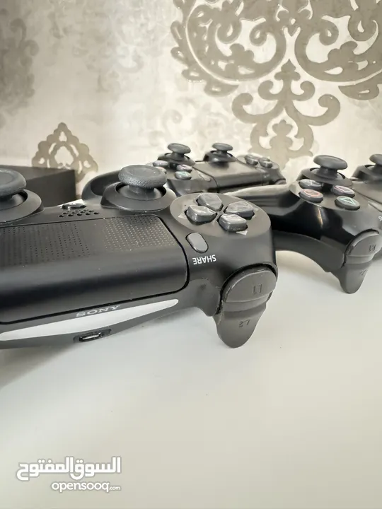 إيد بلايستيشن4  ذراع تحكم بلايستيشن4 playstation4 controller  مستعمل بحال الوكالة نظيفة جدا عالفحص