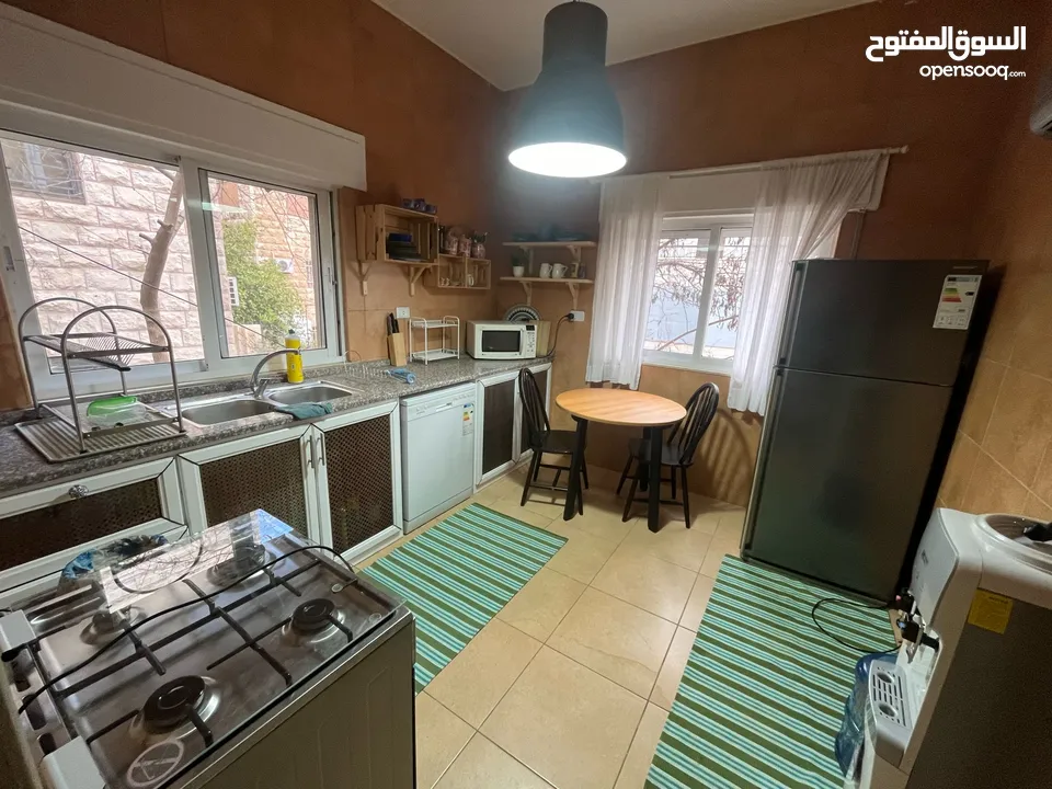 شقة للايجار في الويبده  ( Property 36726 )-175073101