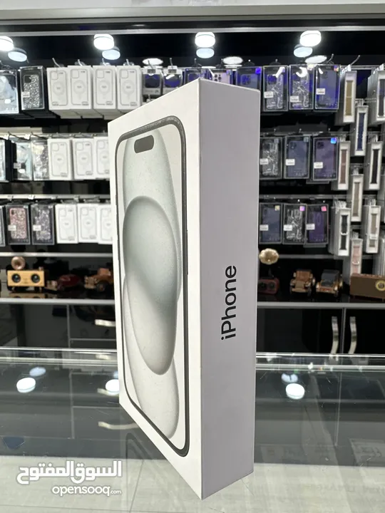 iPhone 15 (128) GB  ايفون 15 جديد مسكر وارد الشرق الاوسط
