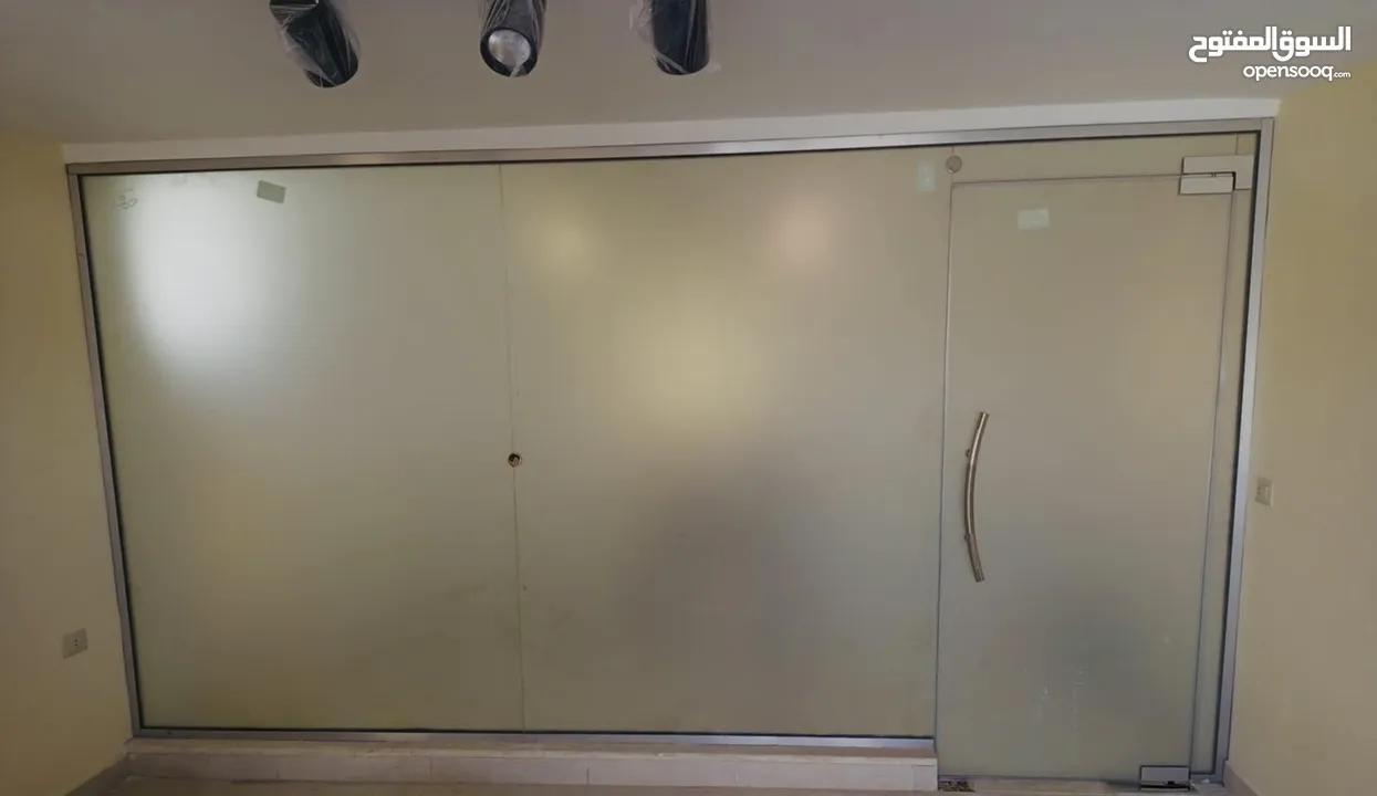 متخصصون في جميع أعمال السيكوريت والشوربوكس والزجاج والمرايا