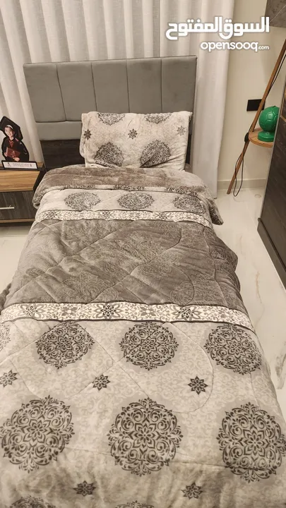 غرفه نوم شباب شبه جديده للبيع بسعر حرق