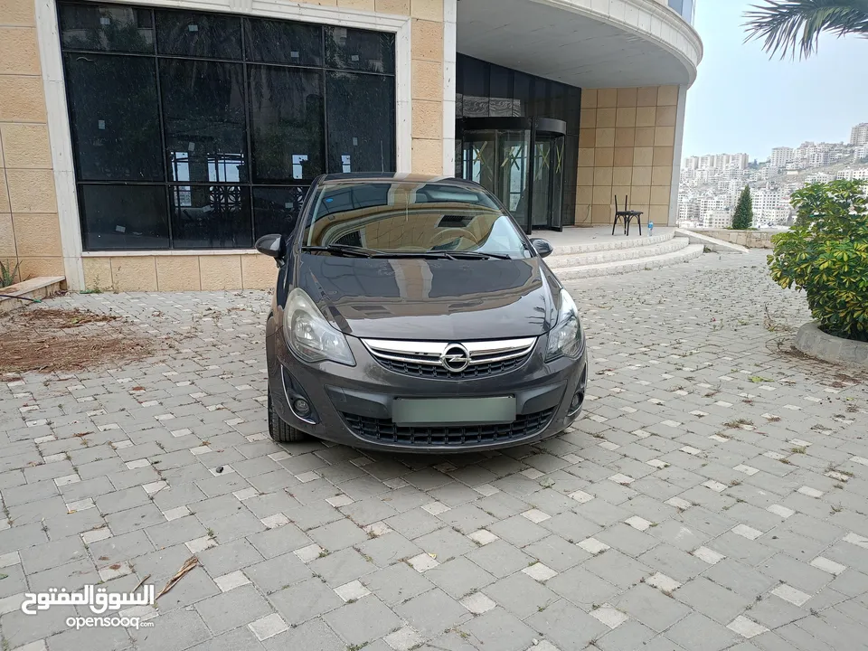 اوبل كورسا 2014