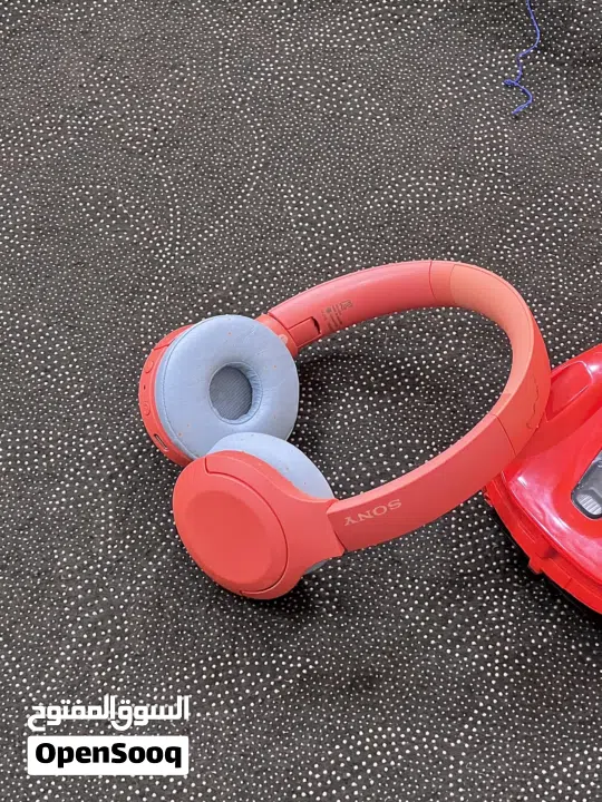 20+ Headphones available  Oh specs only (brand - Sony Boss Apple Beats JBL etc,.)