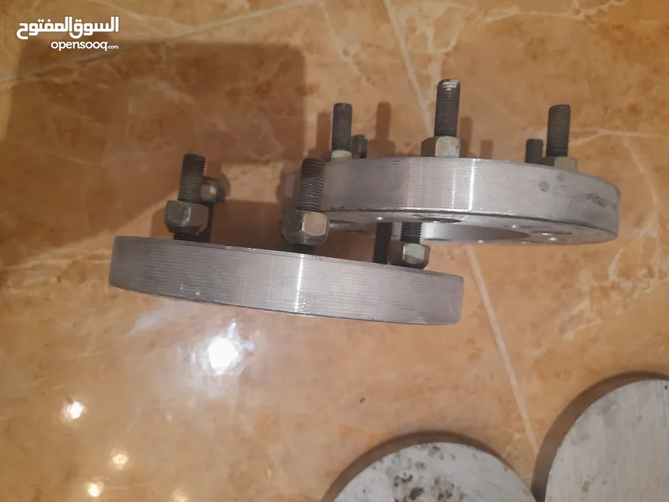 سبيسرات فلنجات