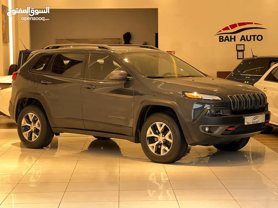 JEEP CHEROKEE TRAIL HAWK 4X4 MODEL 2016 FOR SALE