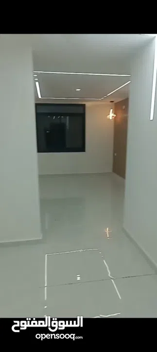 شقه للبيع في بتونيا مساحه 140متر السعر  77الف دولار