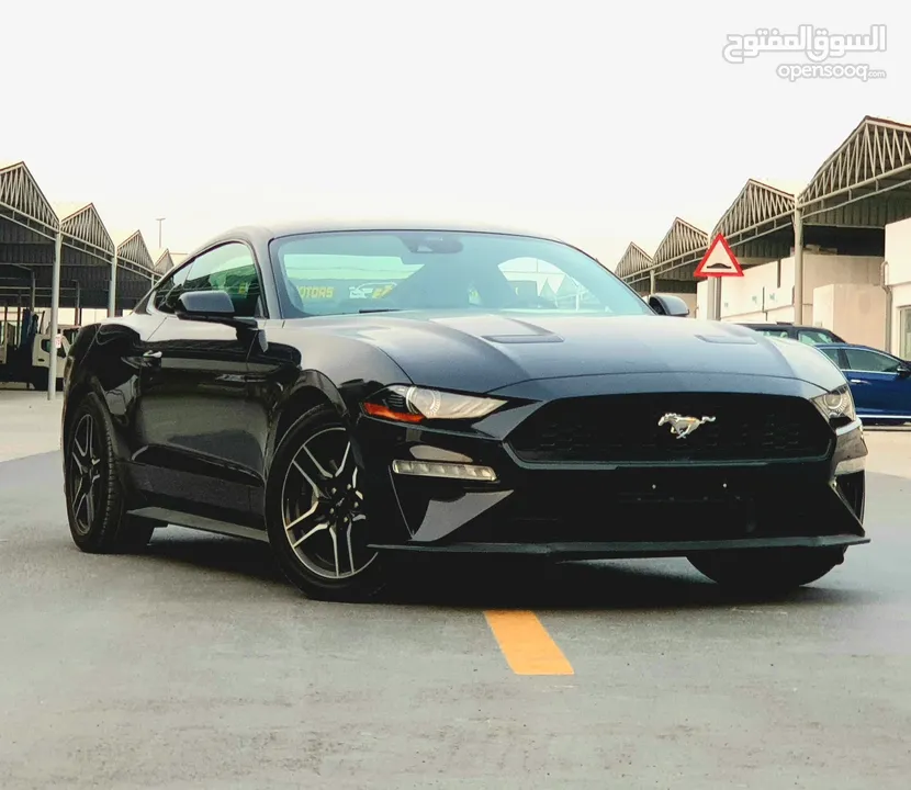 Ford Mustang 2023 usa eco boss.2,3 fully loaded.only 3000 km digital secren