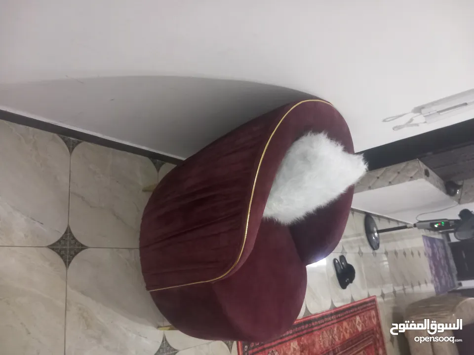 طقم كنب غرفة ضيوف بحال الوكاله للبيع بدون الطاولات الطقم فخم عالواقع
