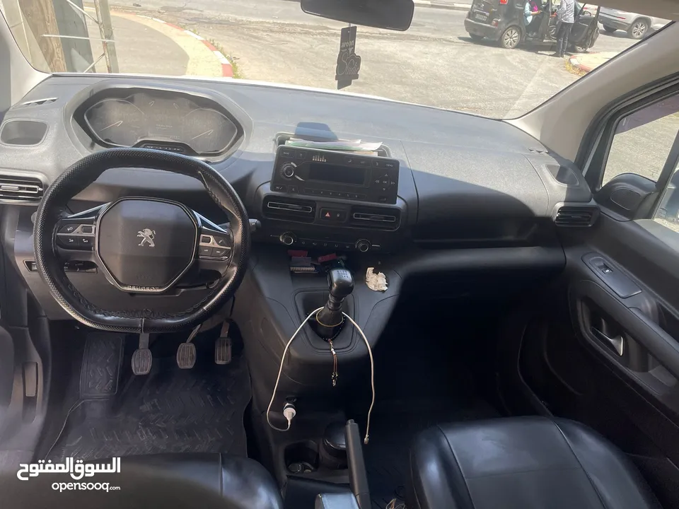 بيجو ريفتر 2021