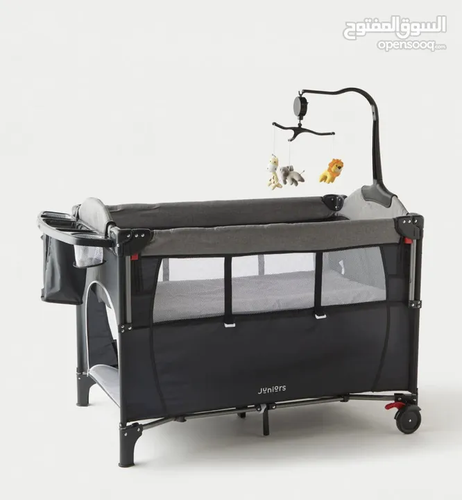 4 in 1 co sleeper and travel cot with changing station.