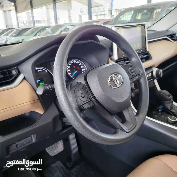 2023 TOYOTA RAV4 XLE PREMIUM- صنع ياباني