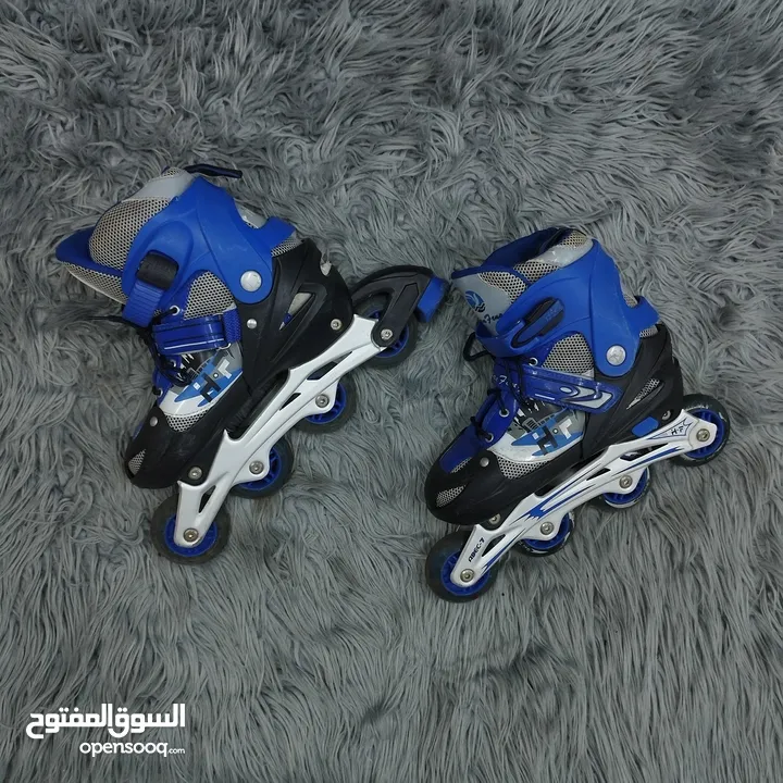 أكسسوارات وخوذ للبيع