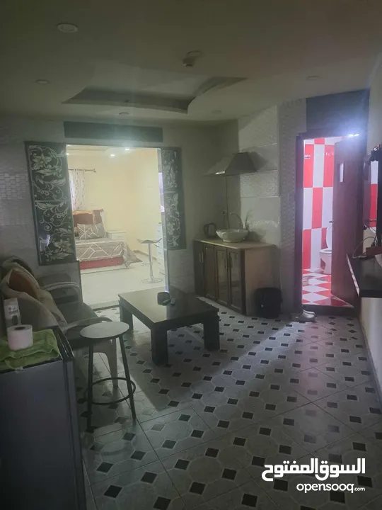 استيديوهات مفروشة شامل ماء وكهرباء وانترنت