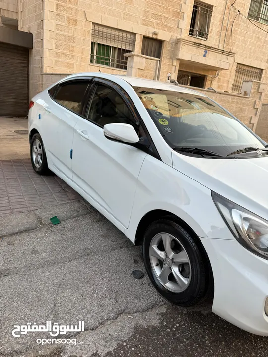 اكسنت فل الفل ما عدا الفتحة مفتاح عدد 2 اصلي شركة مع جهاز الانذار الأصلي البيع بدون رقم ماتور 1400