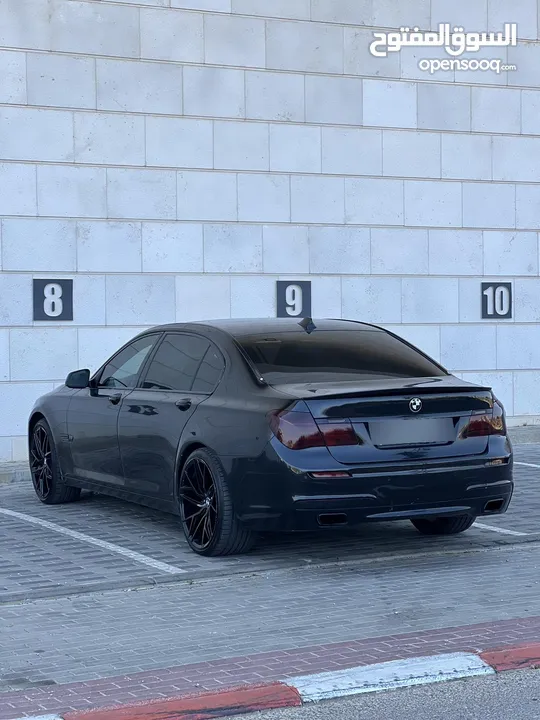 BMW750i long