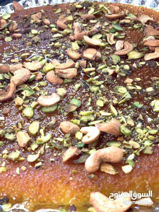 كنافة نابلسية اصيلة بالسمن البلدي الاصلي والجبنة العرقاوية الغنية عن التعريف