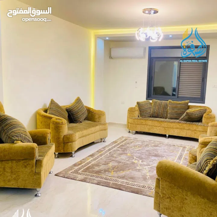 شقه مميزة موقع هادئ و استراتيجي مع مدخل خاص الارسال