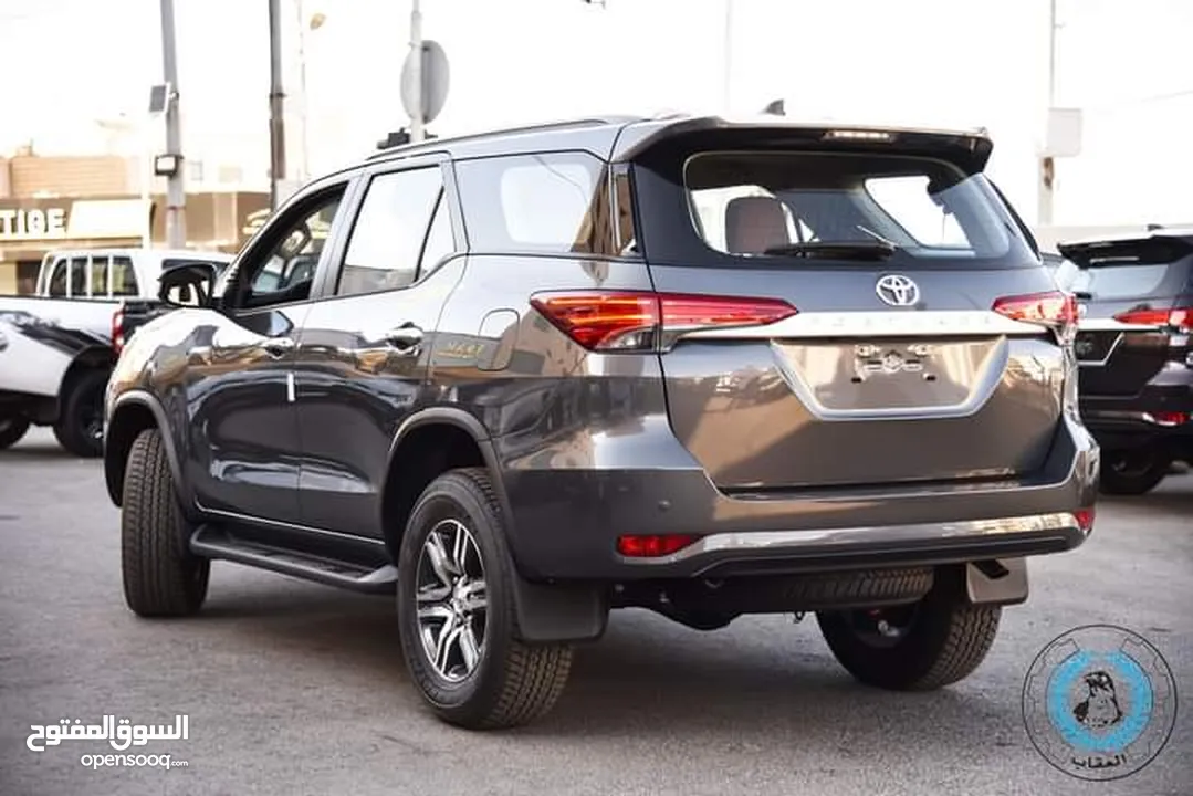 كفالة الشركة Toyota Fortuner 2023