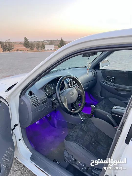 فيرنا موديل 2000 لون ابيض بسعر مناسب