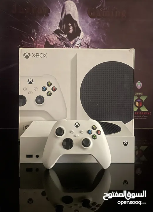 Xbox series s بحاله الوكاله مع اشتراك قيم باس التميت شهر