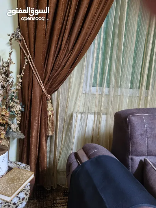 برداية خامة مرتبة  للبيع بحالة ممتازة