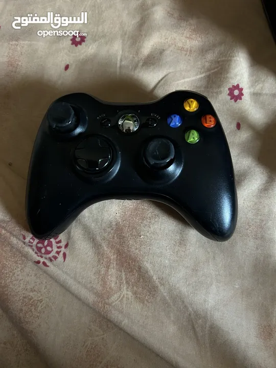 للبيع xbox 360 slim