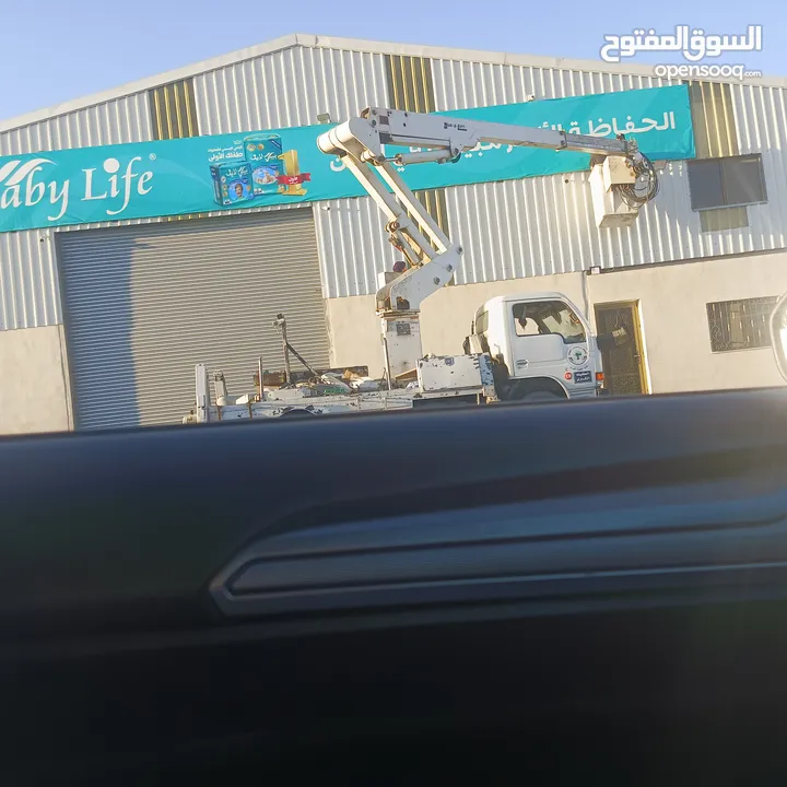 مطلوب شاب للعمل في مطبعه