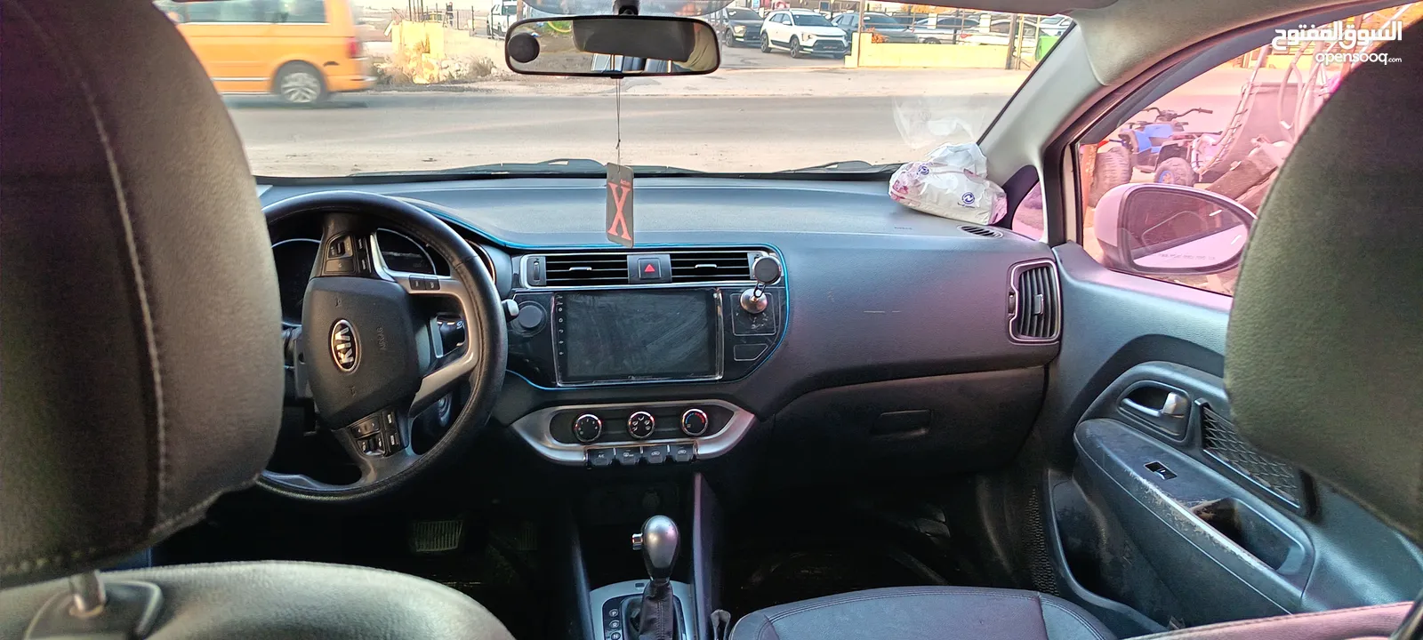 كيا برايد وبيجو با تنر