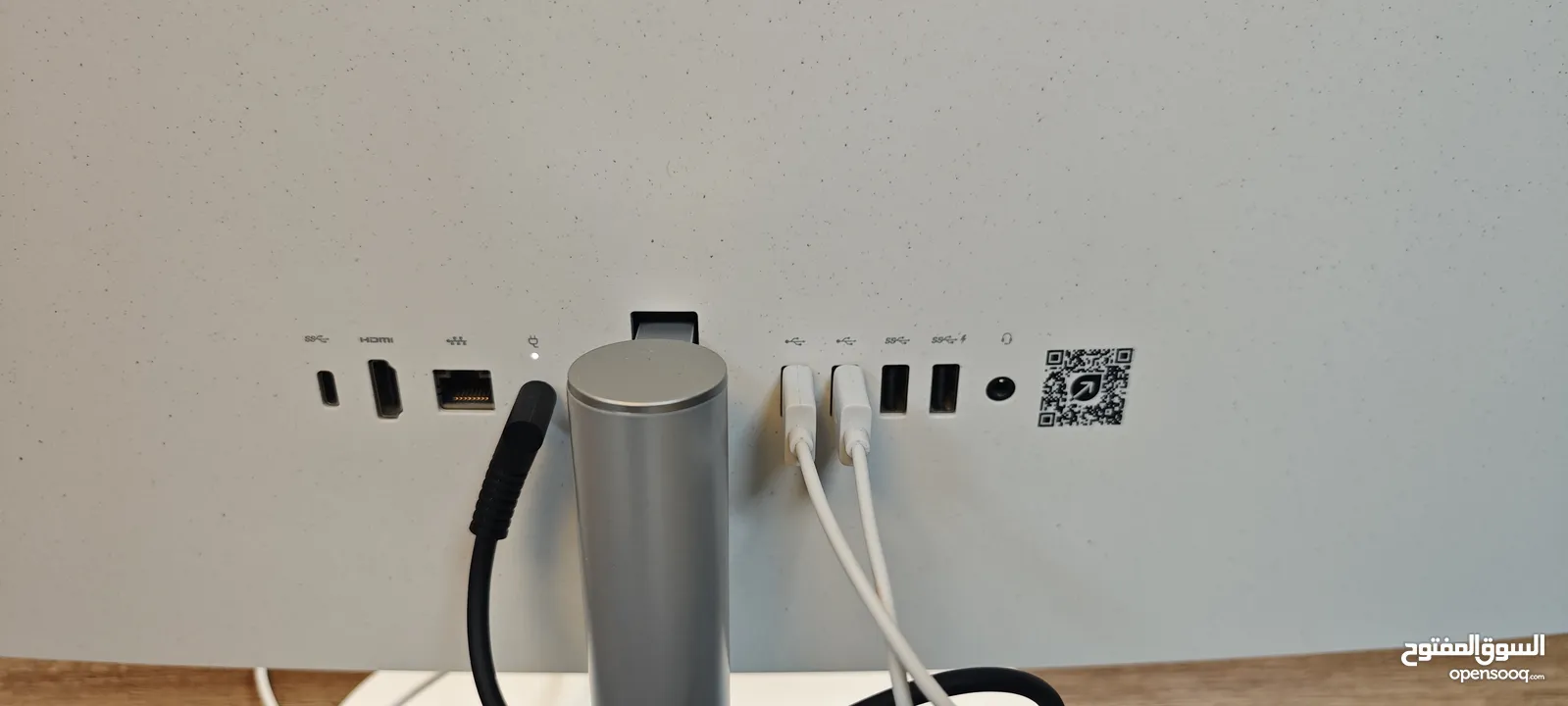 HP All-in-One 27-cr Series Desktop 27-Inch FHD Display Intel Core i7-1355U 32GB RAM 1TB NVMe