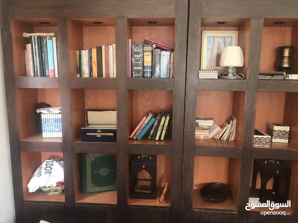 مكتبه للبيع