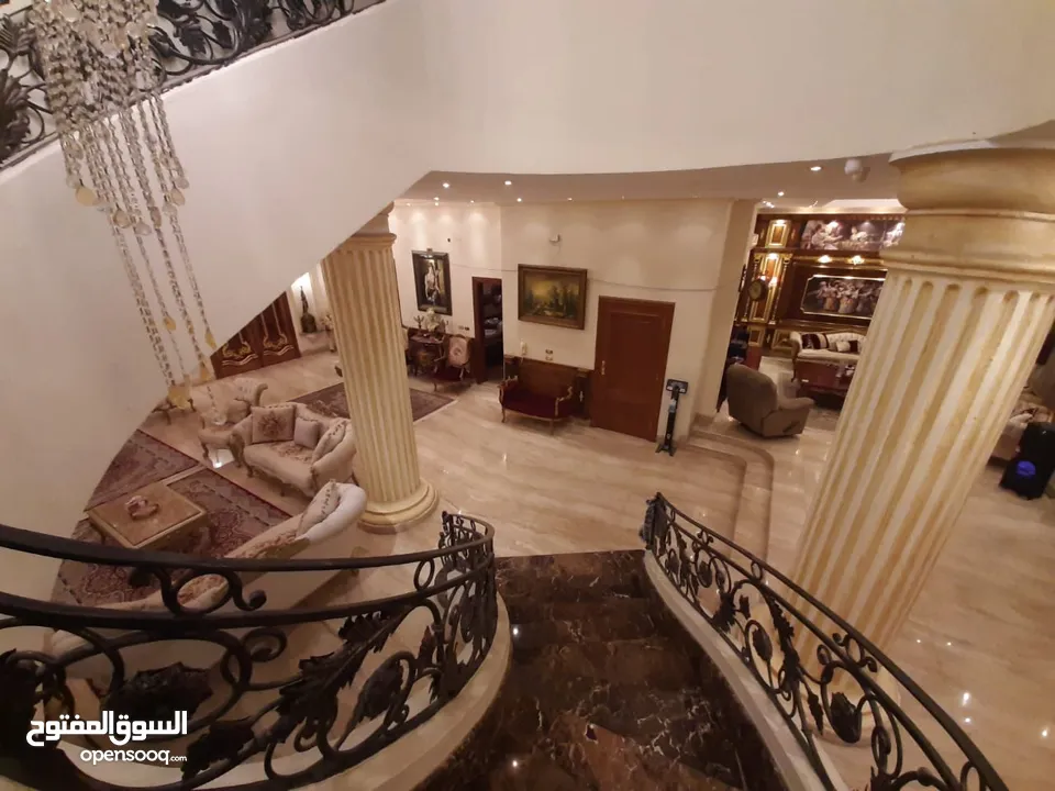 فيلا مستقله بالشويفات - التجمع الخامس،The villa is clubhouse five.