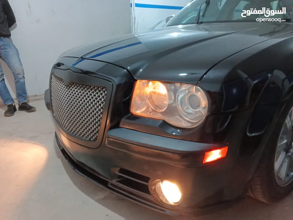 كرايسلر همي محوله SRT8