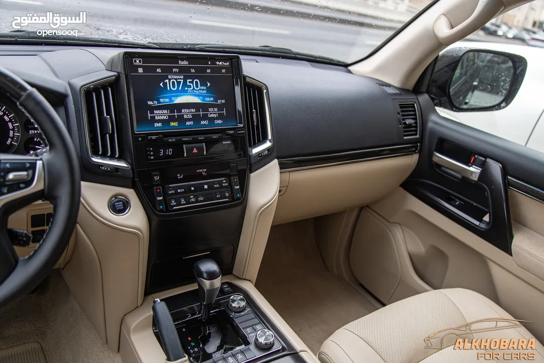 Toyota Land Cruiser 2021 Gx-r Grand Touring   السيارة وارد الشركة و قطعت مسافة 51,000 كم فقط