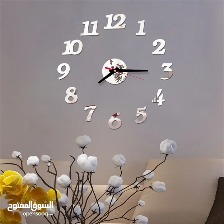 ساعه  حائط  ضخمه ديكور  ساعة  لون ذهبي و اسود و فضي مرآه و بني  حجمين