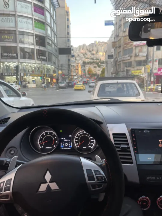 مستوبيشي اتو لاندر 2010 تسير 2011