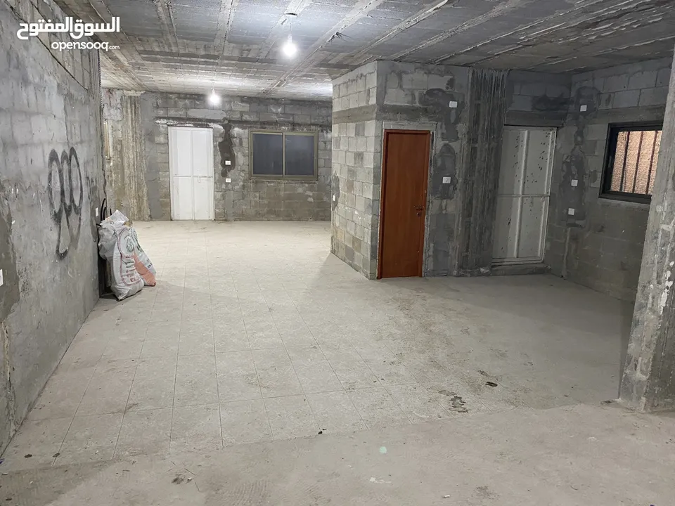 طابق كامل (مفتوح) للإيجار في بلدة صرة
