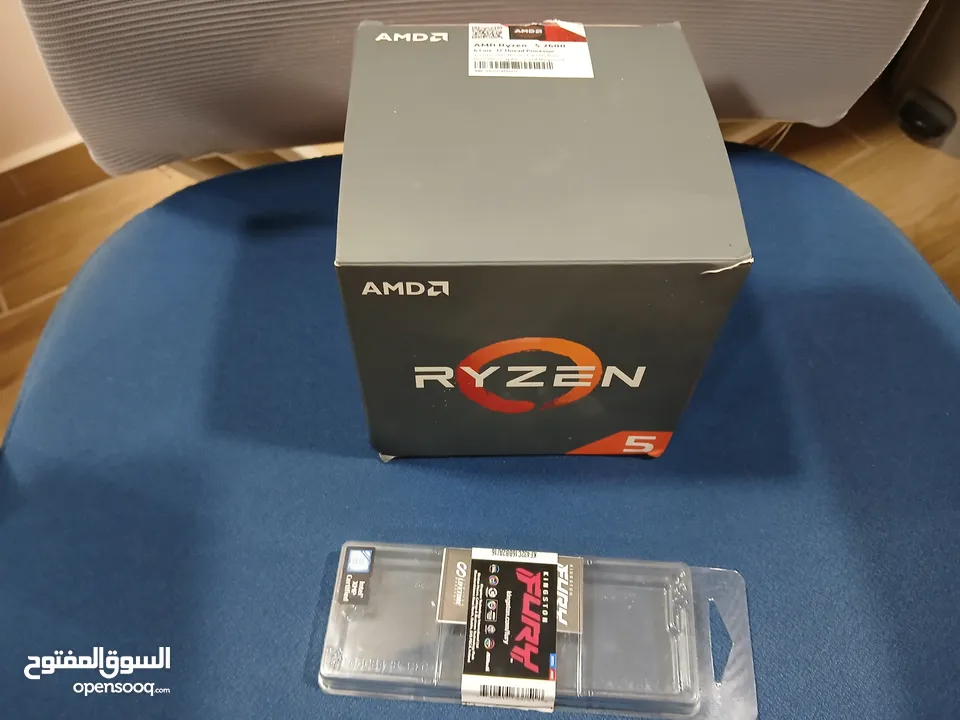 PC Gaming مستعمل بعض القطع جديدة